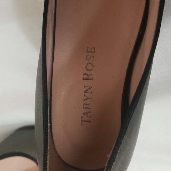 Taryn Rose Chloris Cap Toe Pumps Size 7.5M - Picture 3 of 9